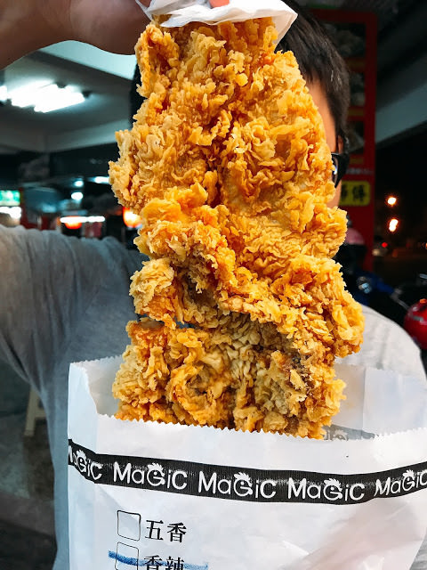 【台南中西區】魔法雞排，真的不誇張，超級多汁比臉大的好吃雞排